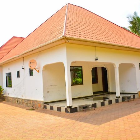 Parkbridge Resort Mto wa Mbu Kültér fotó